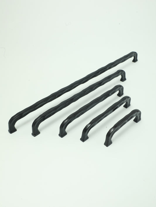 HAMMERED SOLID BRASS DOOR PULL