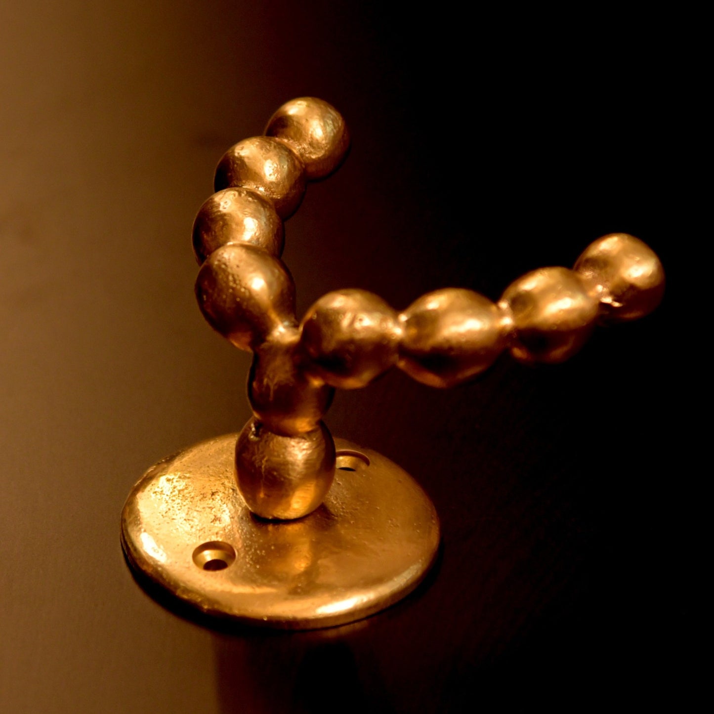 HEAVY-DUTY LUXURY BRASS WALL HOOK F48