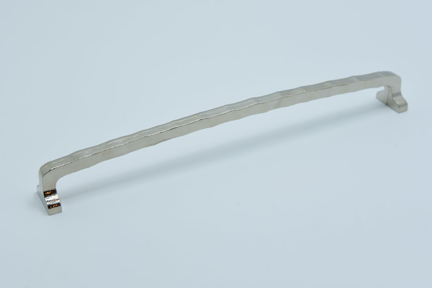 RECTILINEAR SOLID BRASS DOOR PULL