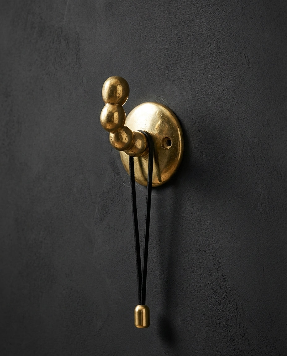 HEAVY-DUTY LUXURY BRASS WALL HOOK F47