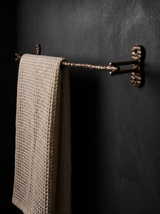 HEAVY DUTY LUXURY SOLID BRASS TOWEL BAR (24") F104
