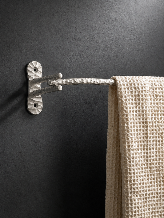 HEAVY DUTY LUXURY SOLID BRASS TOWEL BAR (18") F105
