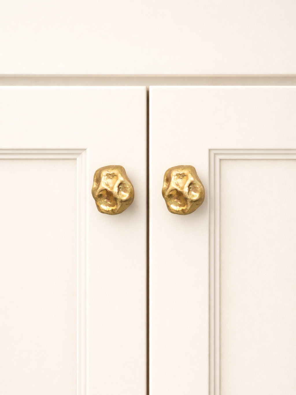 SOLID BRASS DRAWER & CABINET KNOB F53