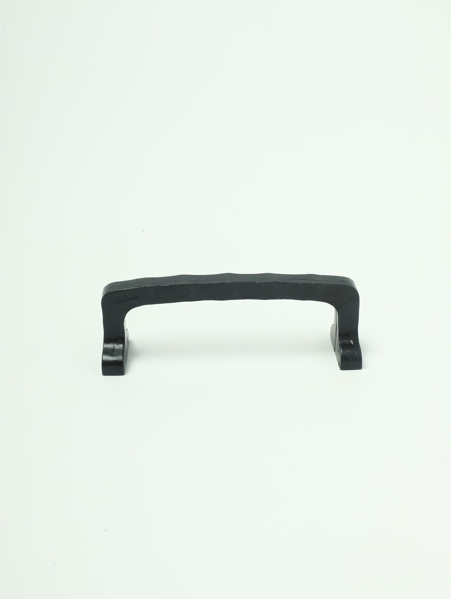 RECTILINEAR SOLID BRASS DOOR PULL