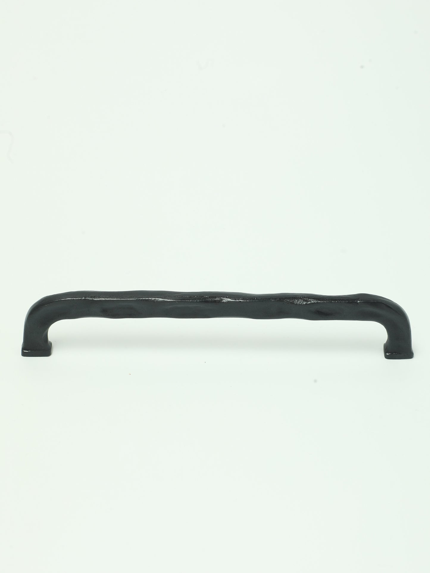 HAMMERED SOLID BRASS DOOR PULL