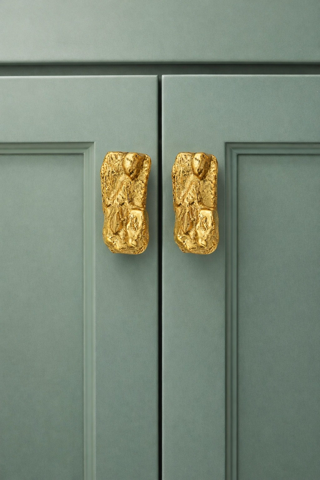 SOLID BRASS DRAWER & CABINET KNOB F58