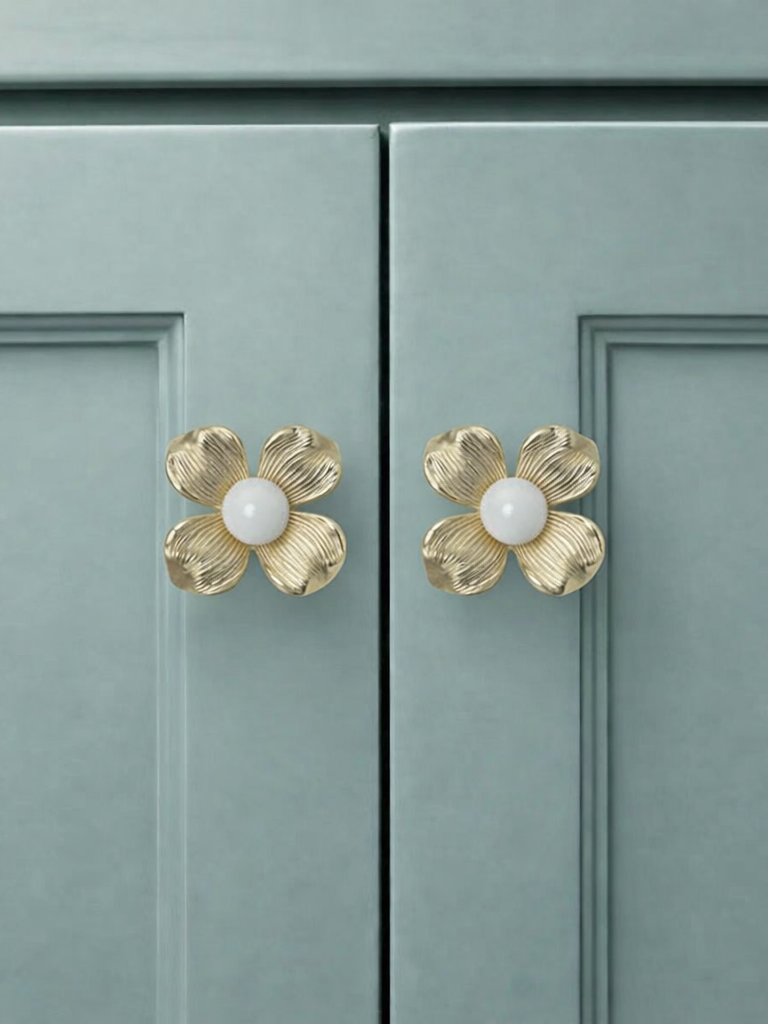 SOLID BRASS DRAWER & CABINET KNOB F63 & F64