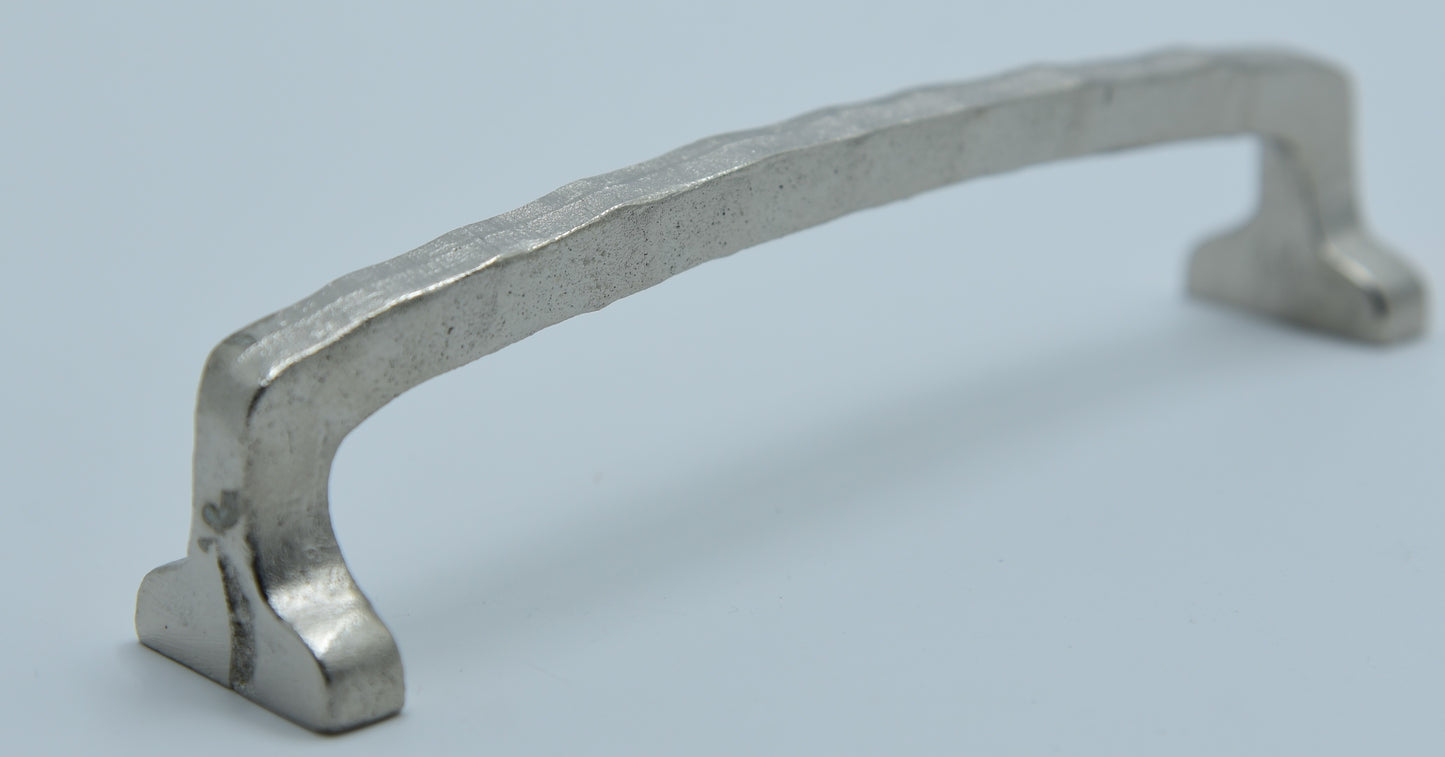 RECTILINEAR SOLID BRASS DOOR PULL